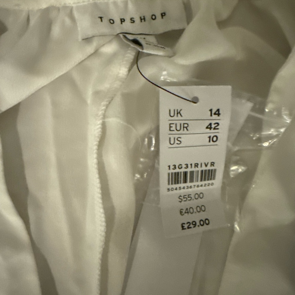 Topshop Ivory Blouse with Dark Accents - Picture 3 of 3